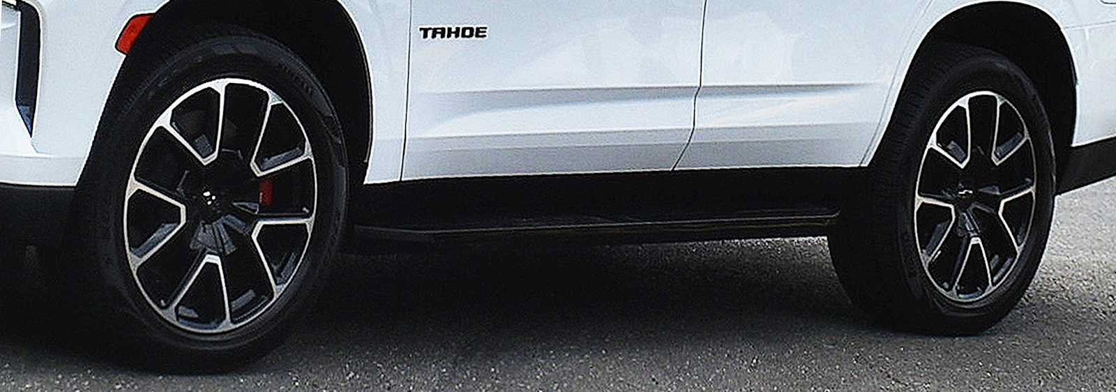 Used 2022 Chevrolet Tahoe RST w/ Sport Performance Package AWD/4WD image 33