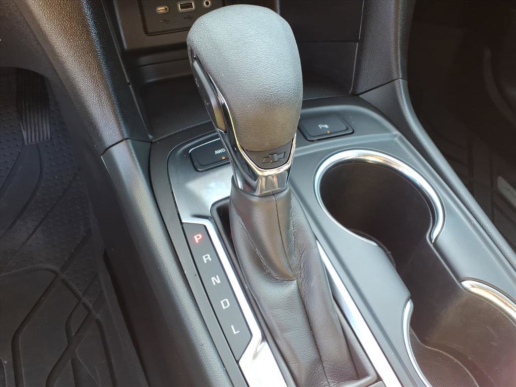 Certified 2024 Chevrolet Equinox LT w/ LPO, Floor Liner Package image 15