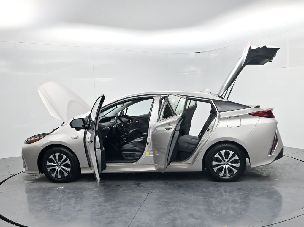 Used 2020 Toyota Prius Prime XLE image 57
