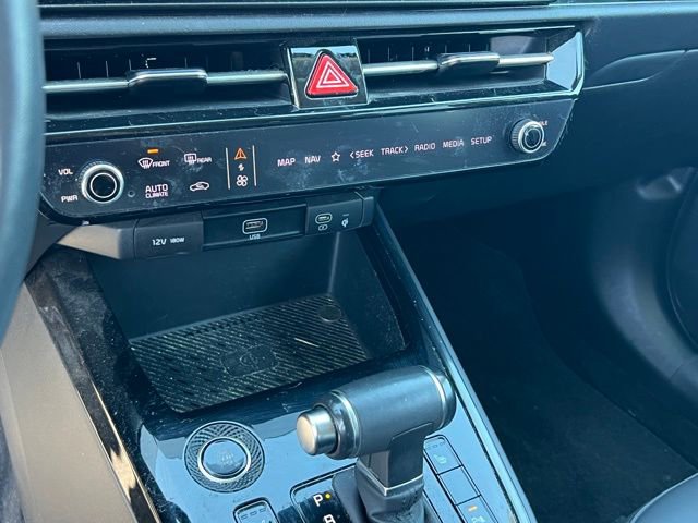 Certified 2023 Kia Niro EX image 20