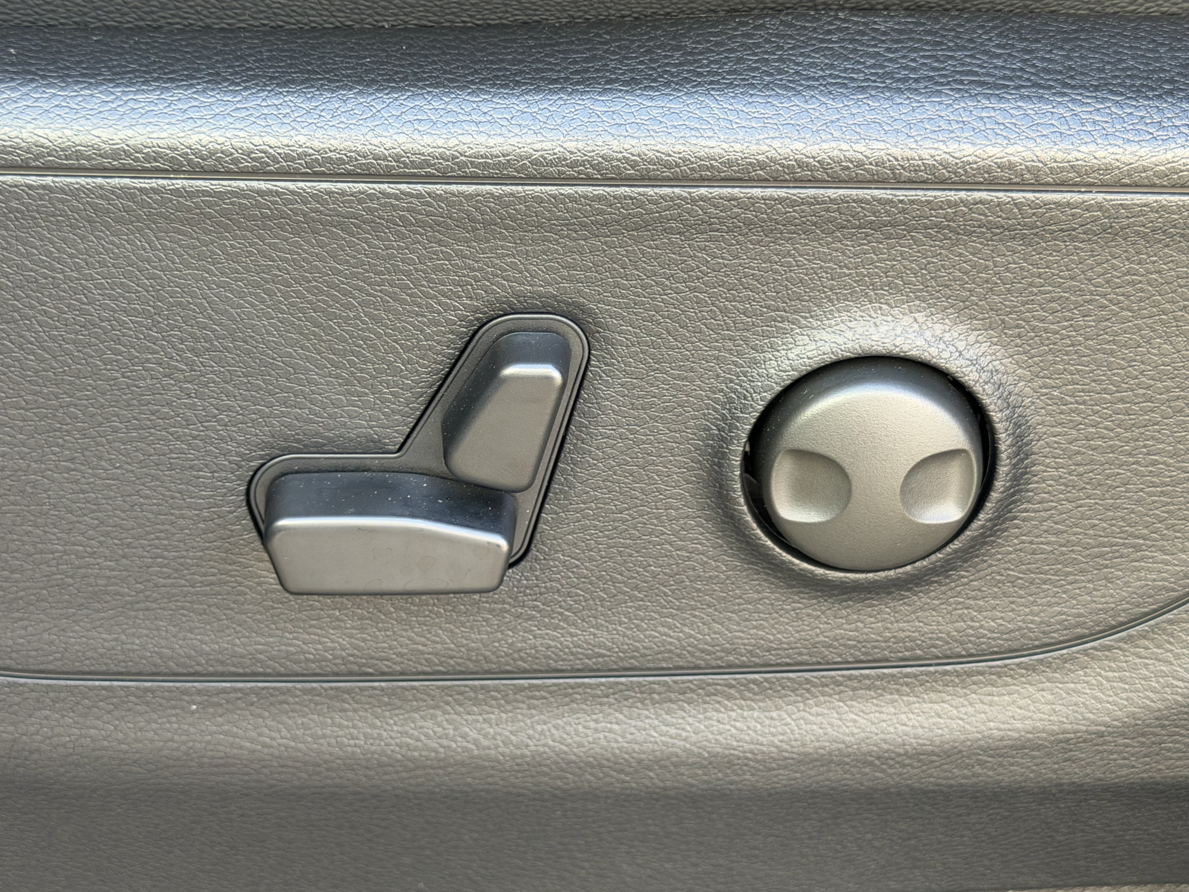 New 2026 RAM 1500 Big Horn AWD/4WD image 23