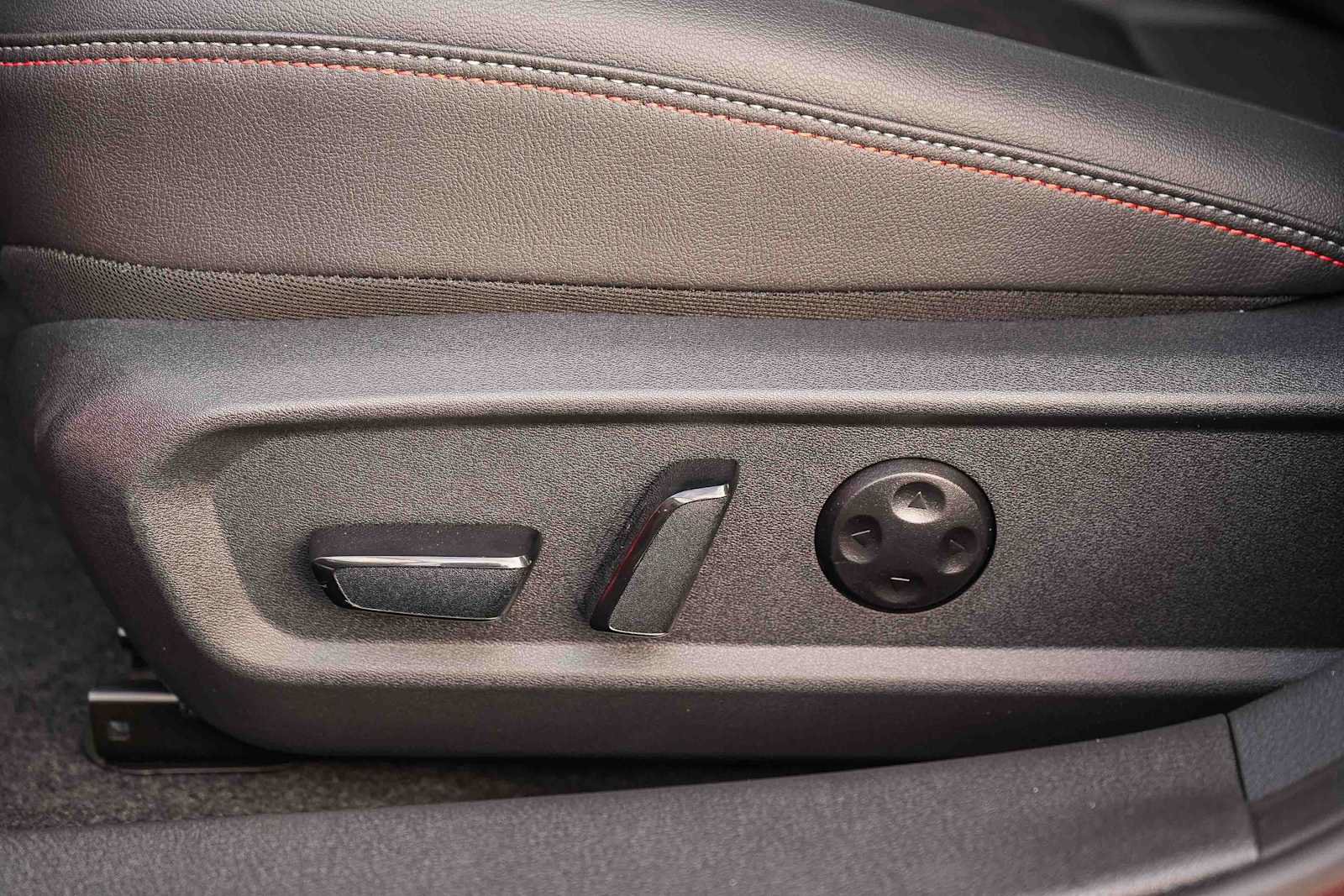 New 2027 Nissan Sentra SR w/ SR Premium Package FWD image 23
