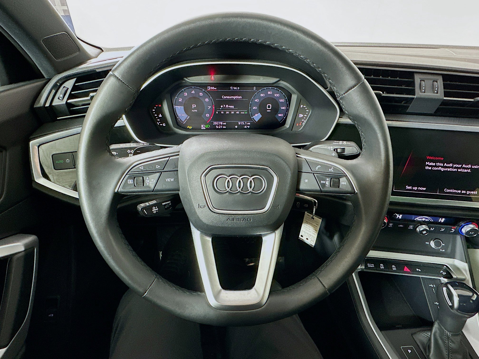 Used 2025 Audi Q3 2.0T Premium image 11