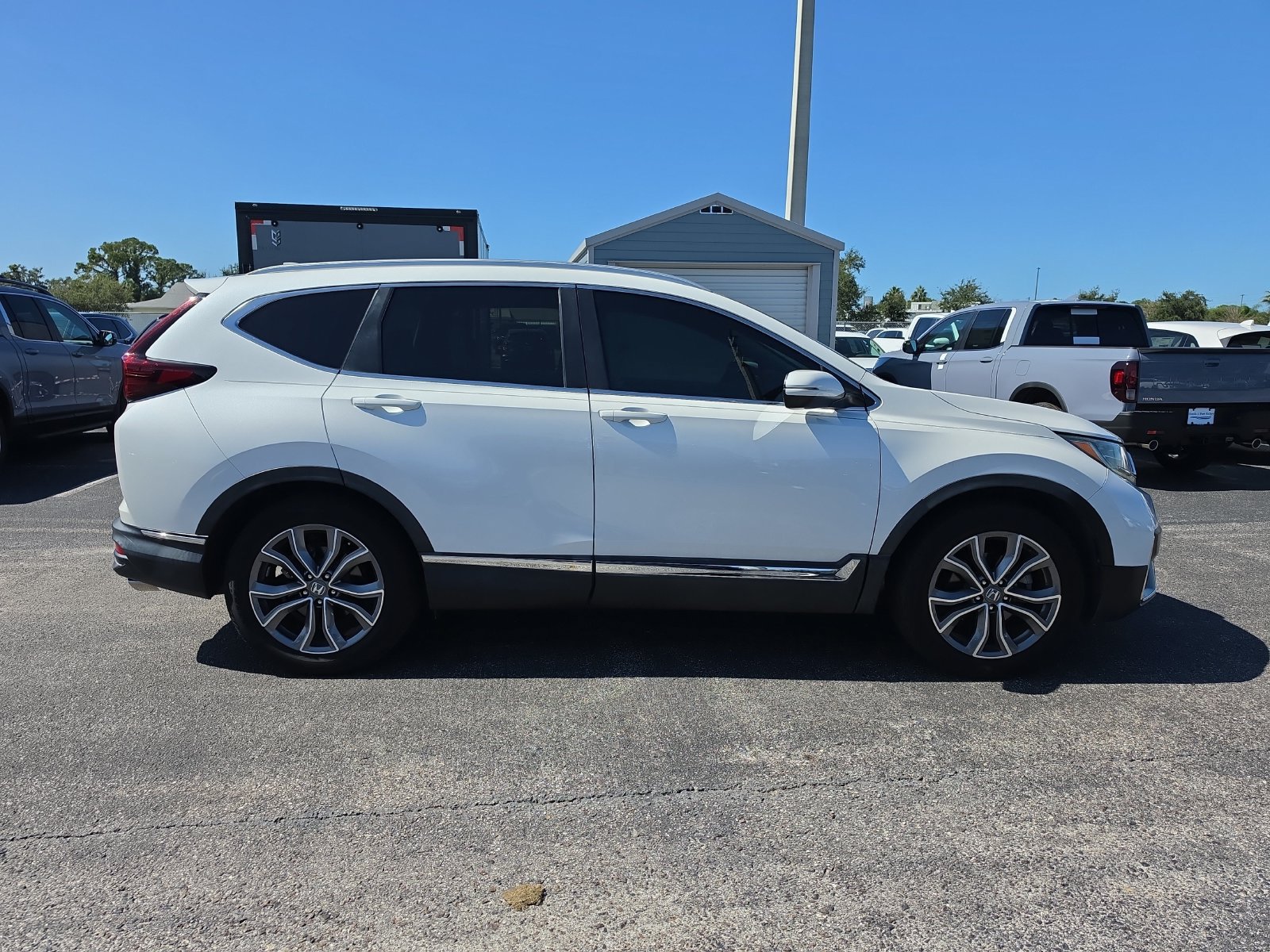 Used 2021 Honda CR-V Touring image 3
