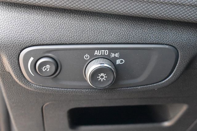 Used 2023 Jeep Compass Limited image 35