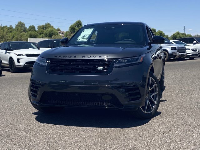 Used 2026 Land Rover Range Rover Velar Dynamic SE AWD/4WD image 3