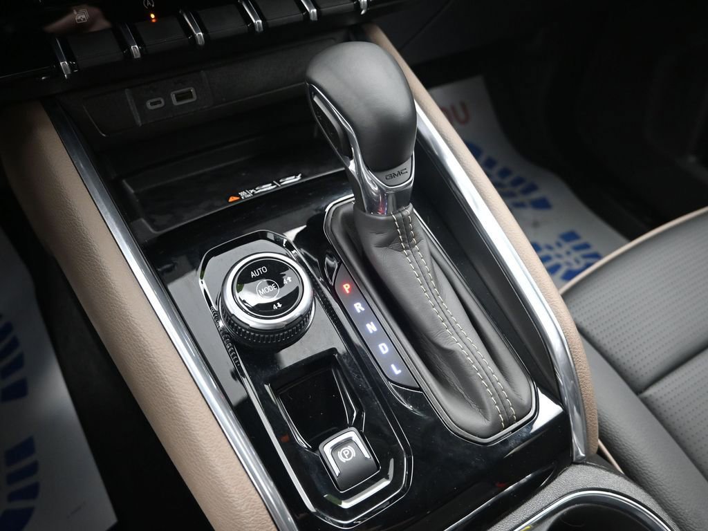 Used 2026 GMC Canyon Denali image 25