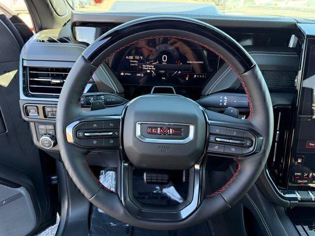 New 2026 GMC Yukon XL AT4 Ultimate w/ LPO, Illumination Package AWD/4WD image 27