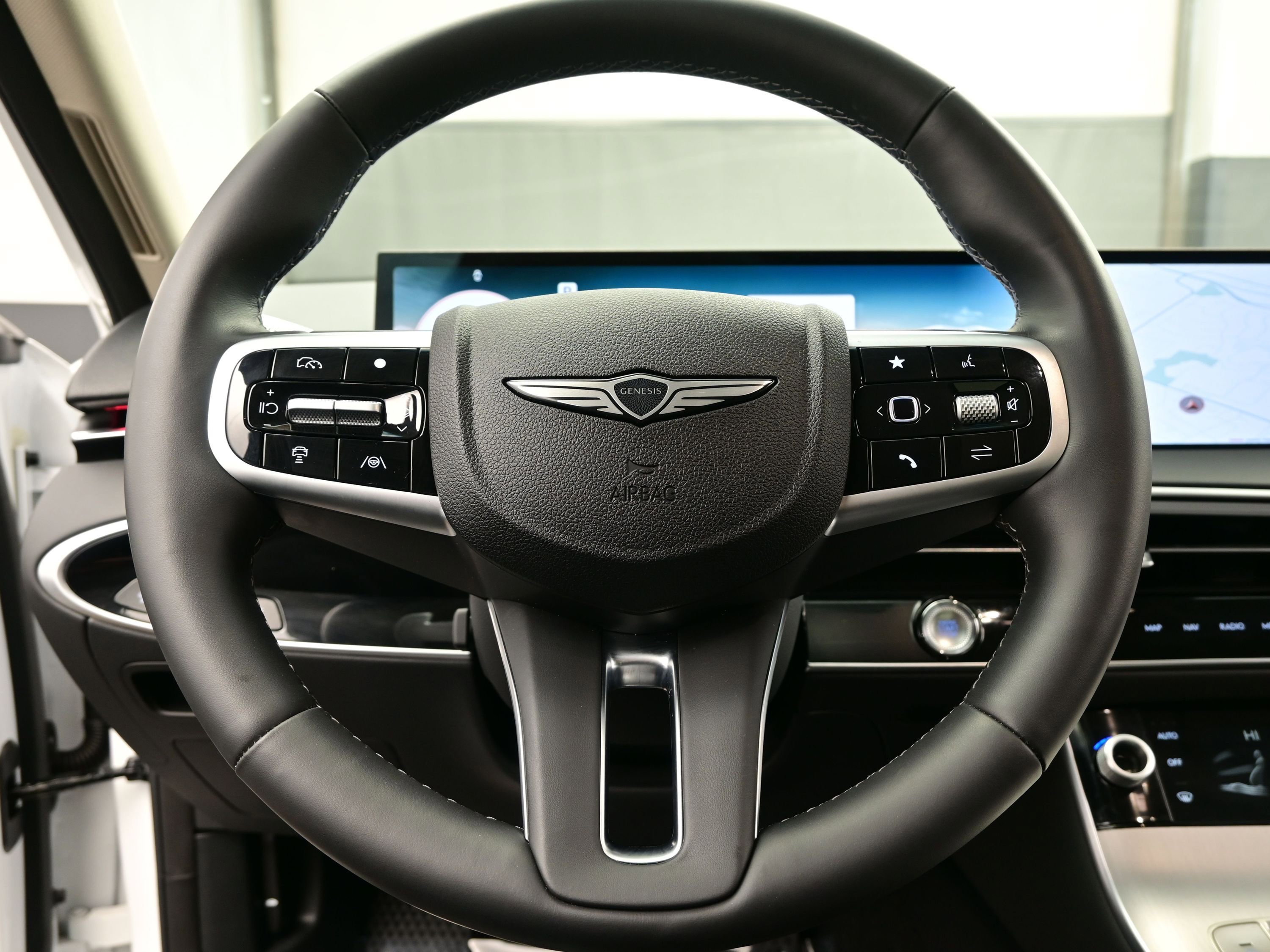 Certified 2026 Genesis GV70 2.5T Select image 24