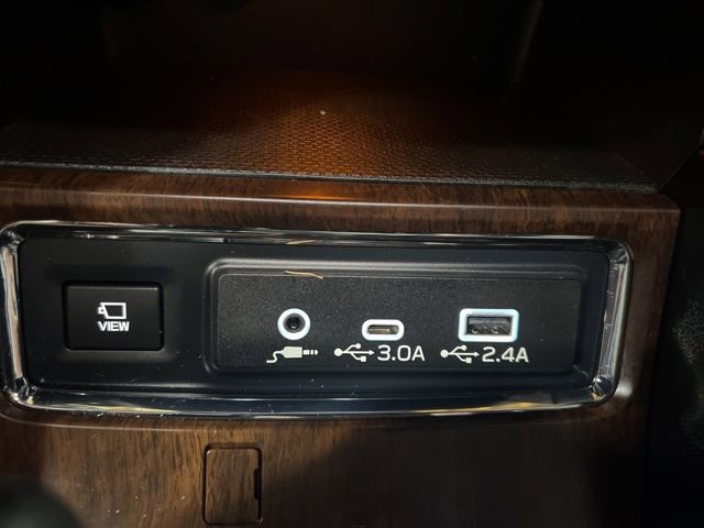 Used 2025 Subaru Ascent Touring w/ Popular Package #2 image 28