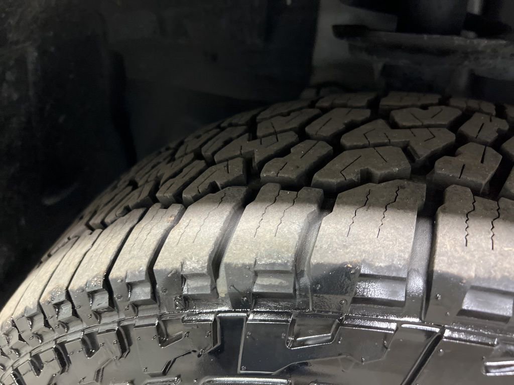 Used 2025 Jeep Compass Trailhawk image 46