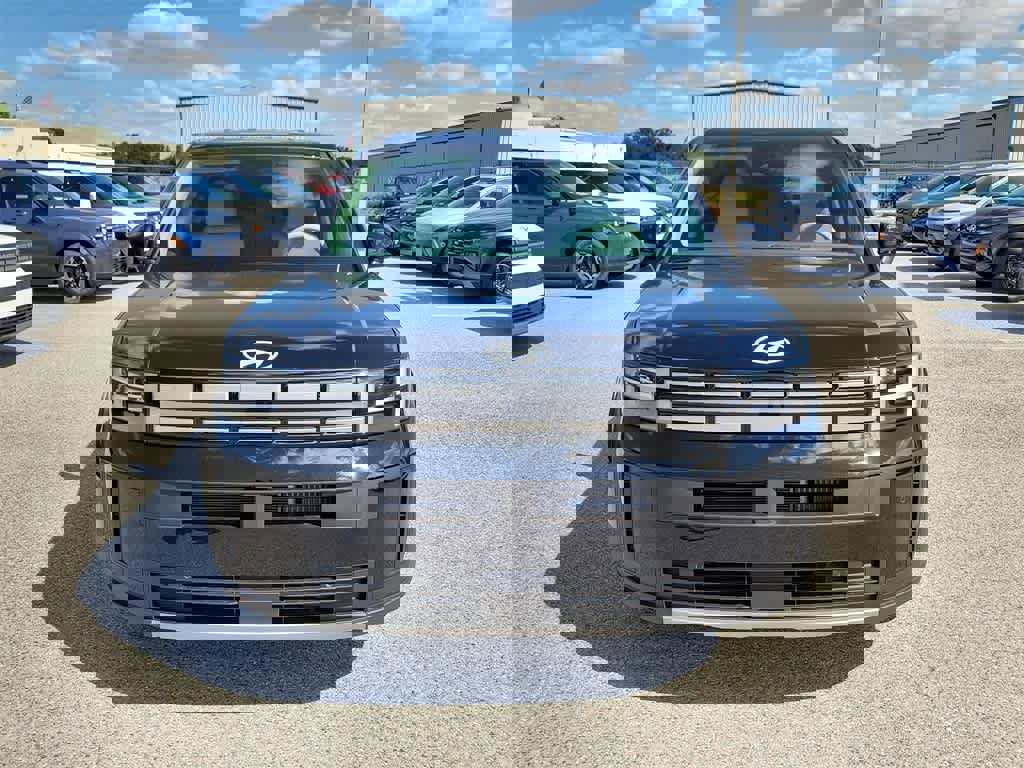 New 2026 Hyundai Santa Fe SE image 9