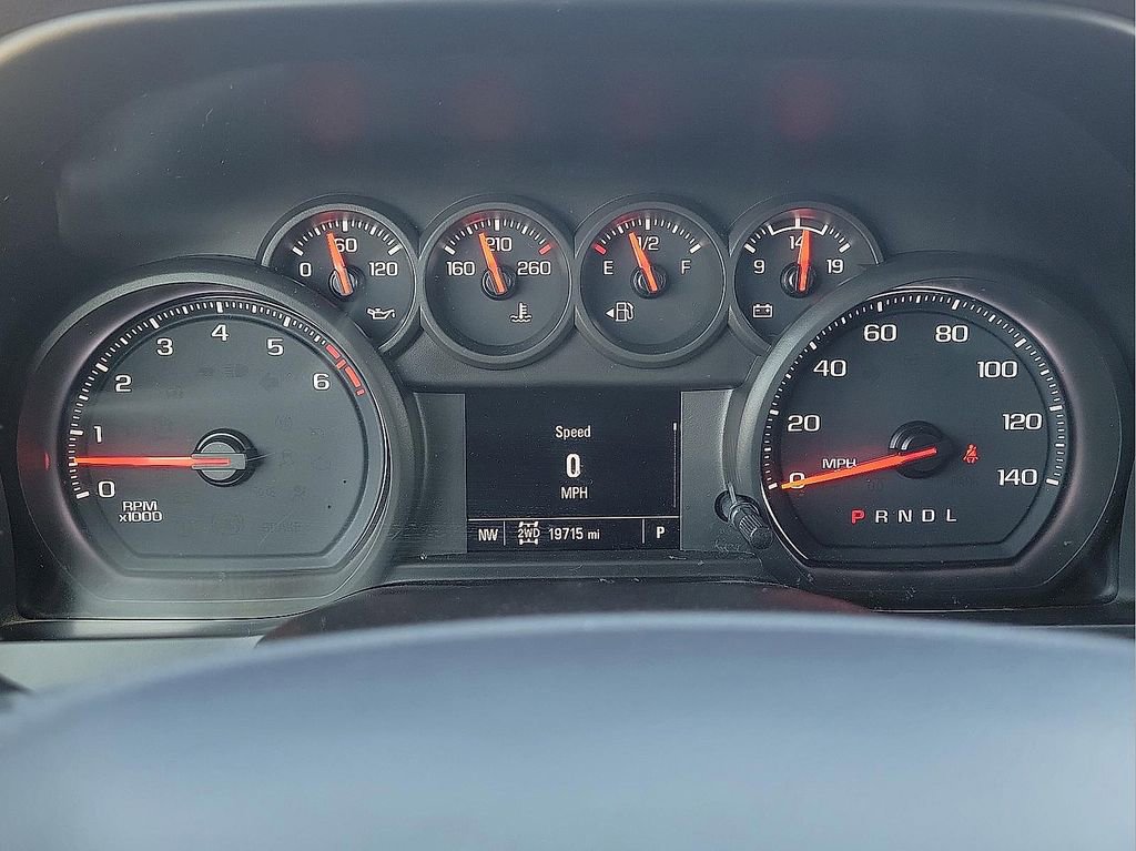 Used 2020 GMC Sierra 2500 4x4 Crew Cab w/ Convenience Package image 17