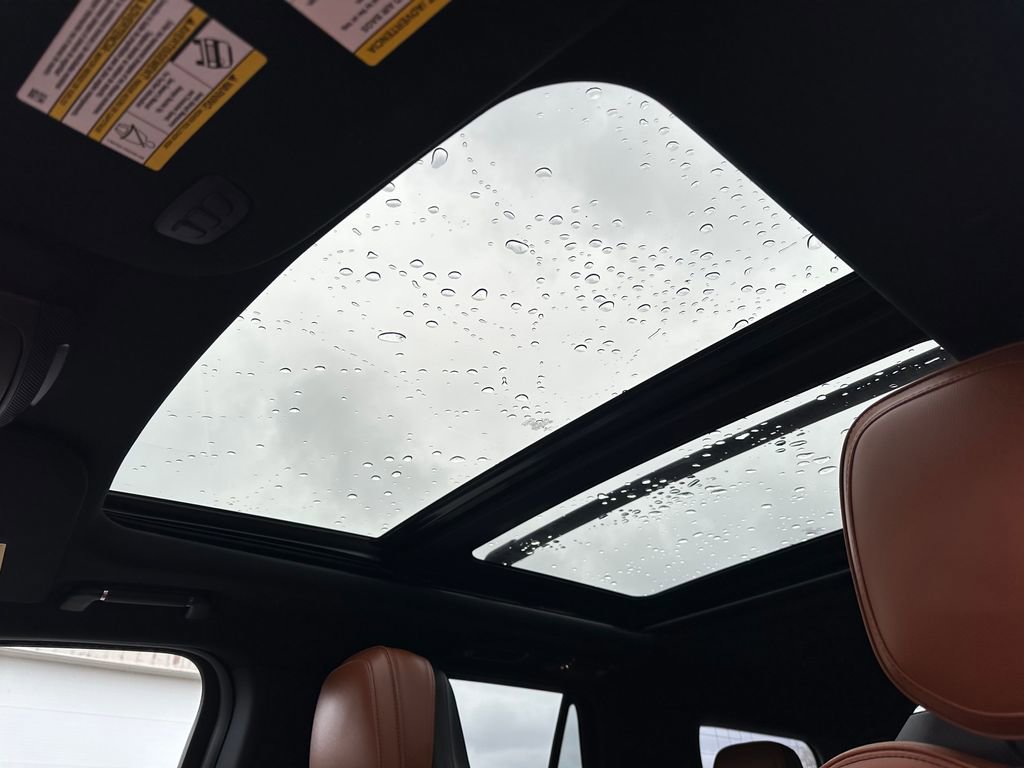 Used 2019 Lincoln Navigator Reserve w/ Cargo Package image 27