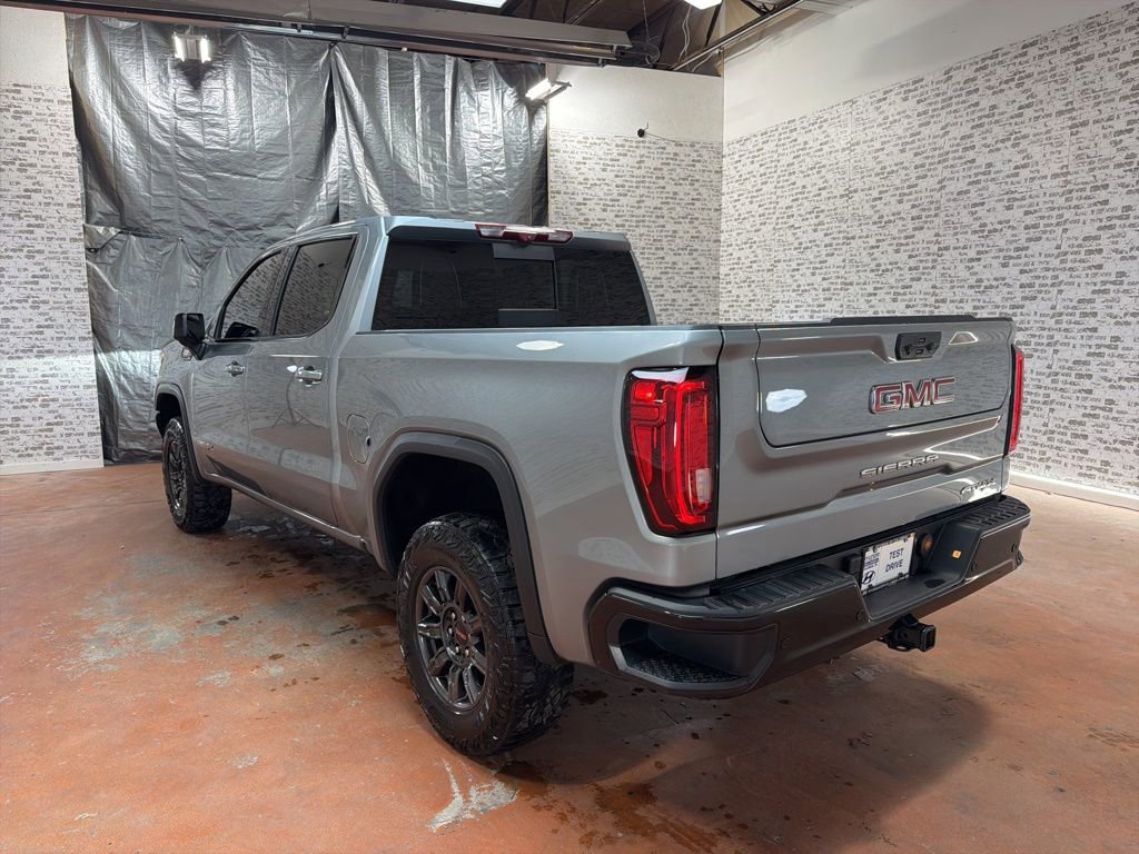 Used 2024 GMC Sierra 1500 AT4X image 5