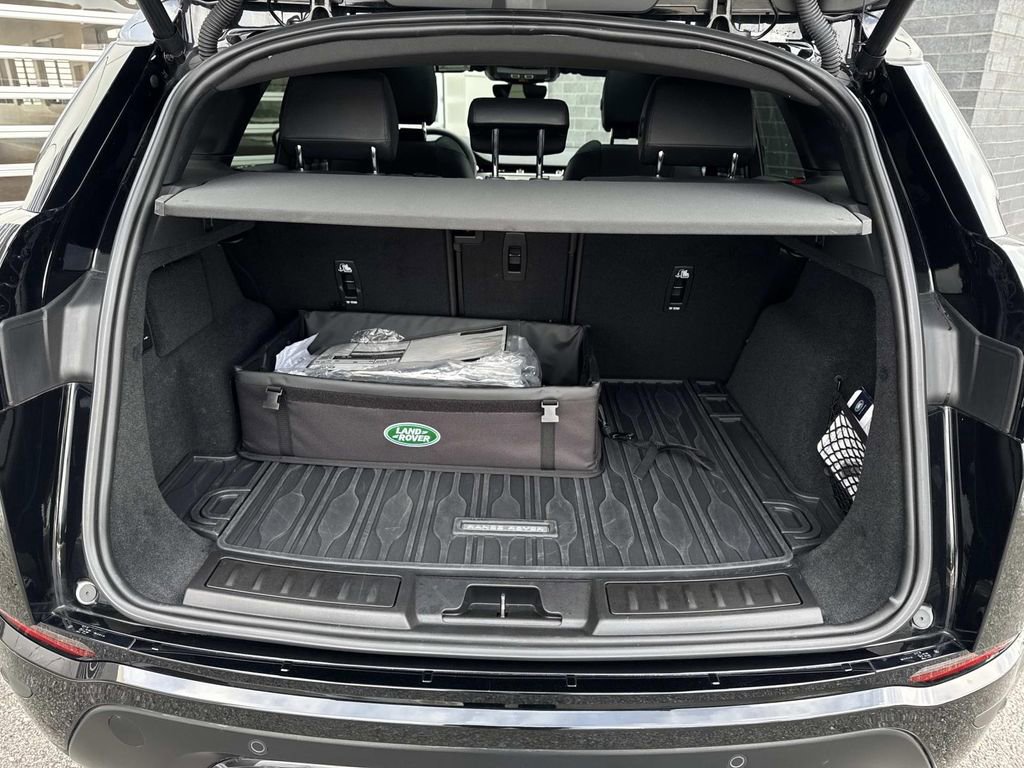 Certified 2025 Land Rover Range Rover Evoque S image 6