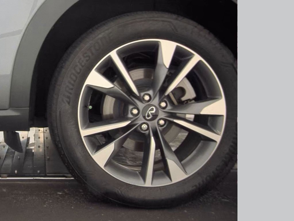Certified 2023 INFINITI QX60 Luxe w/ Cargo Package FWD image 8
