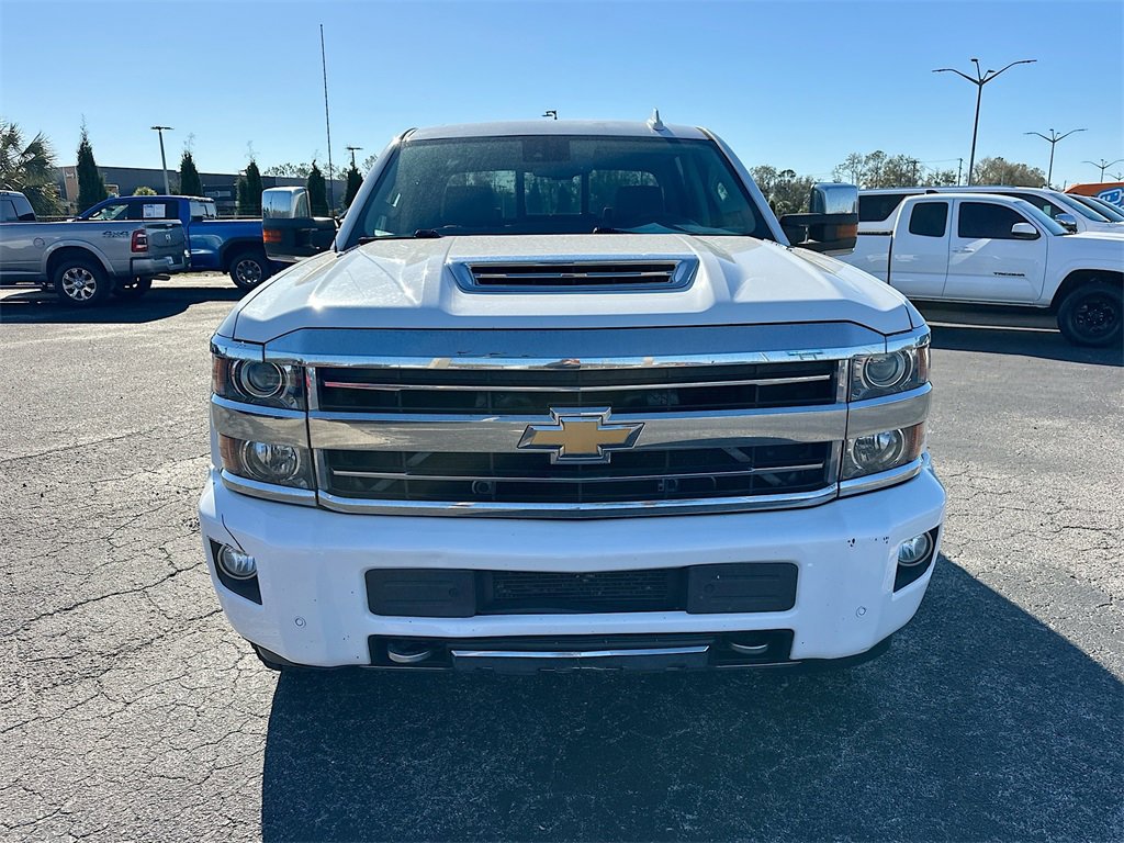 Used 2019 Chevrolet Silverado 2500 High Country w/ Duramax Plus Package image 2