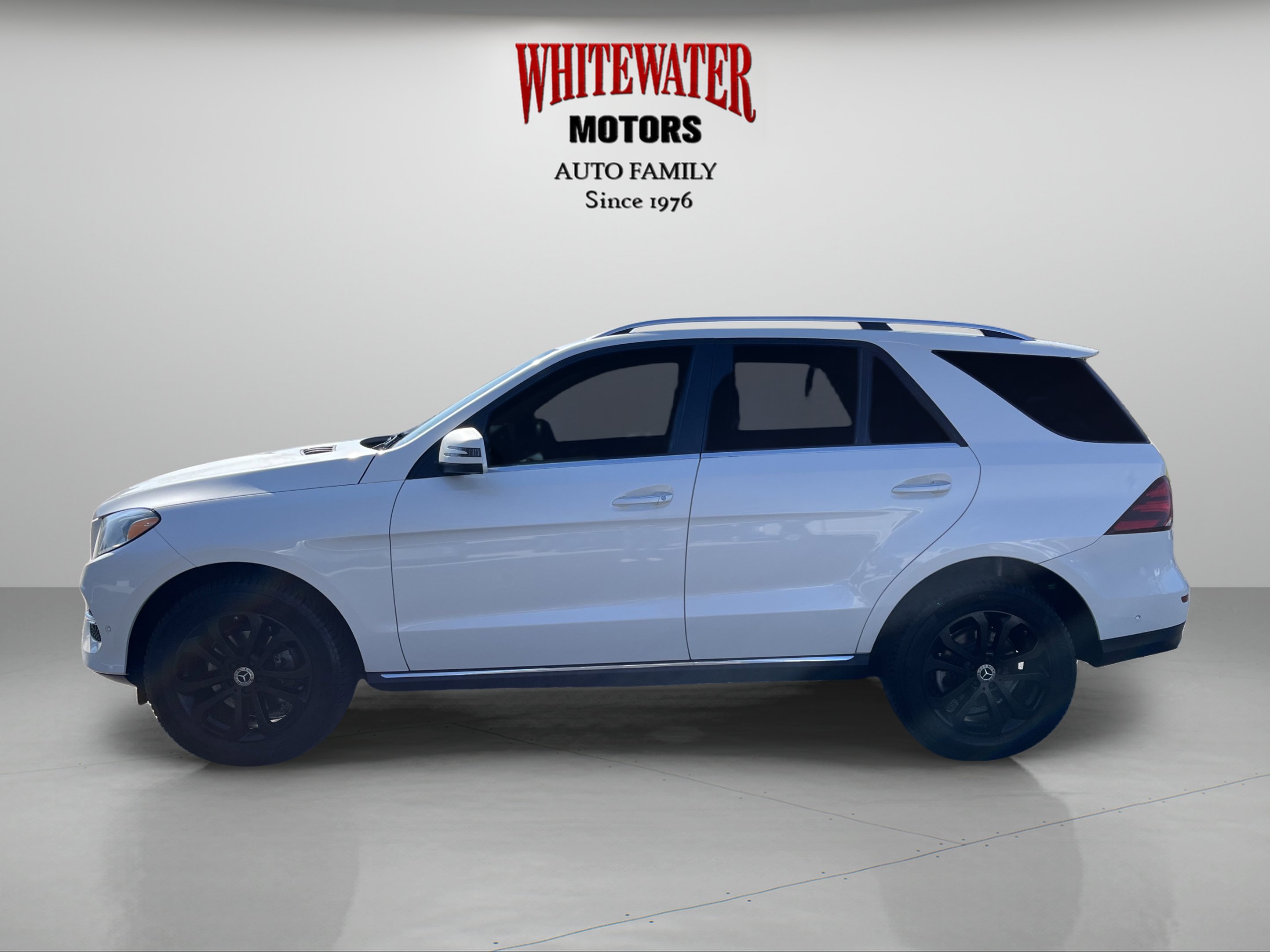 Used 2017 Mercedes-Benz GLE 350 4MATIC w/ Premium 1 Package image 2