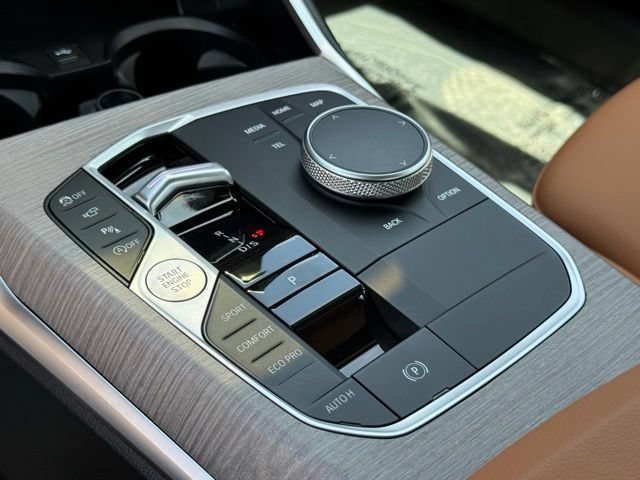 Used 2026 BMW 330i Sedan w/ Premium Package RWD image 27