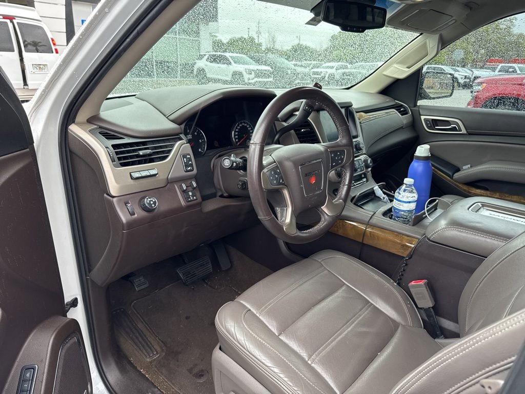 Used 2017 GMC Yukon Denali w/ Open Road Package image 5