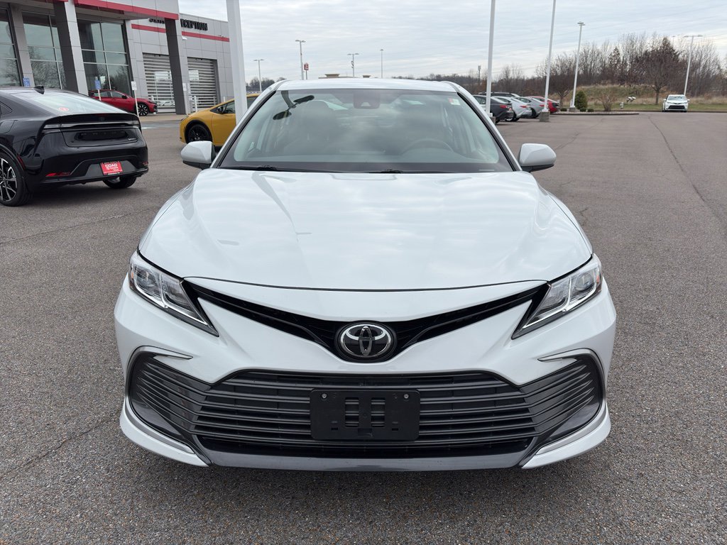 Used 2024 Toyota Camry LE image 8