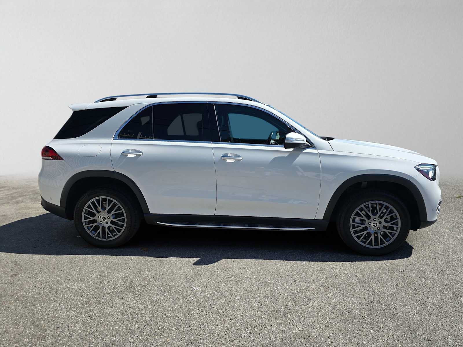 Used 2021 Mercedes-Benz GLE 350 image 2