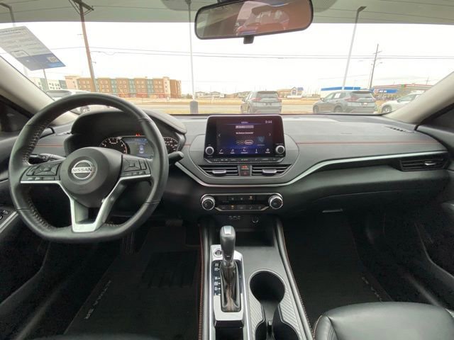 Certified 2022 Nissan Altima 2.5 SR image 13