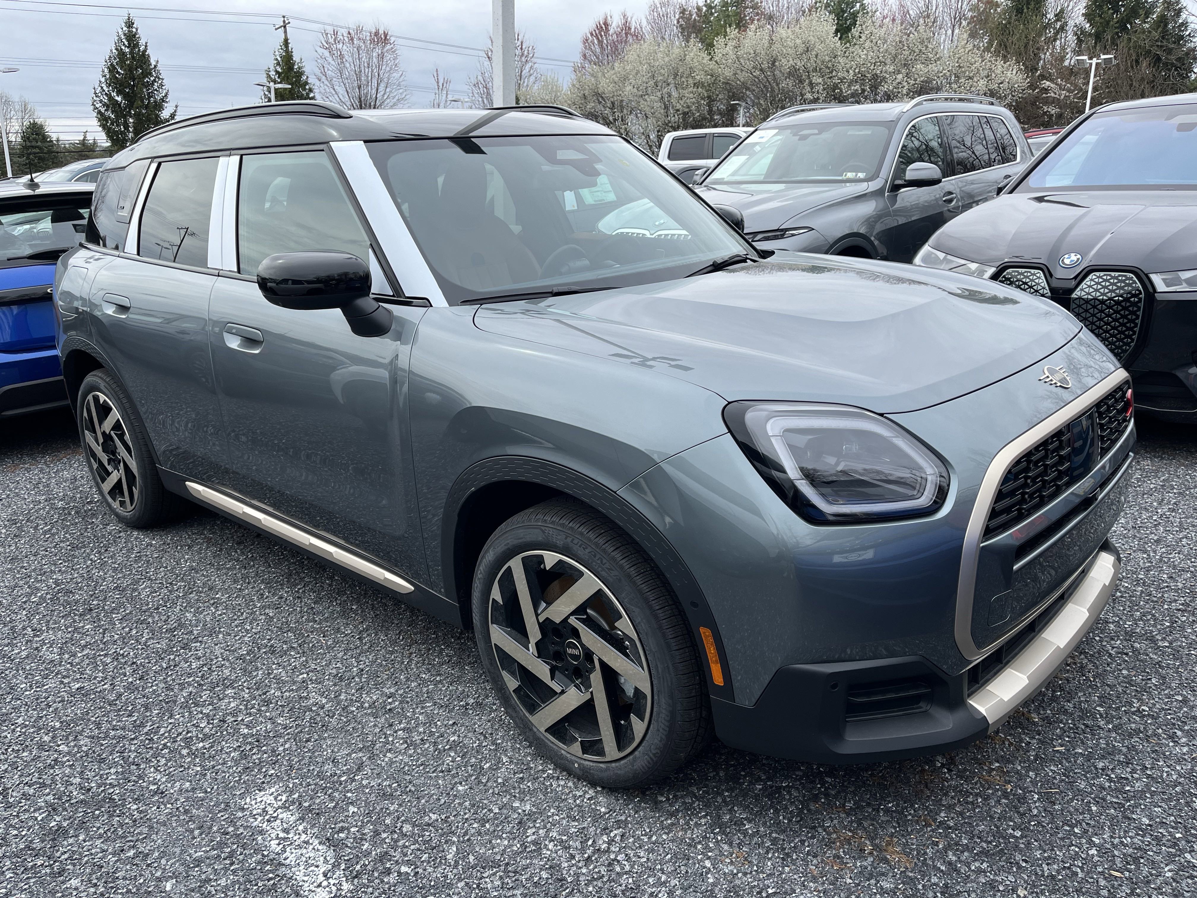 Used 2025 MINI Cooper Countryman S image 3