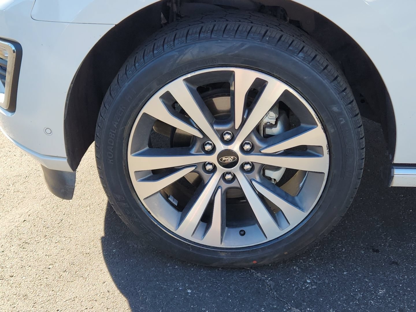Used 2021 Ford Expedition Platinum AWD/4WD image 7