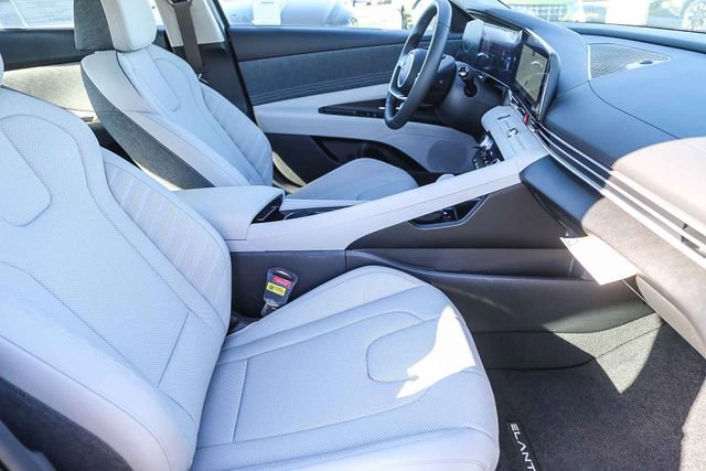 New 2026 Hyundai Elantra Limited FWD image 19