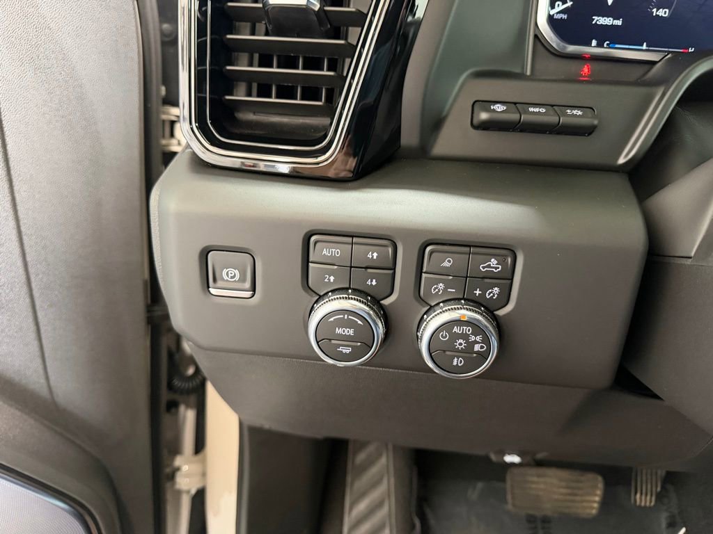 Used 2026 GMC Sierra 1500 AT4X image 8