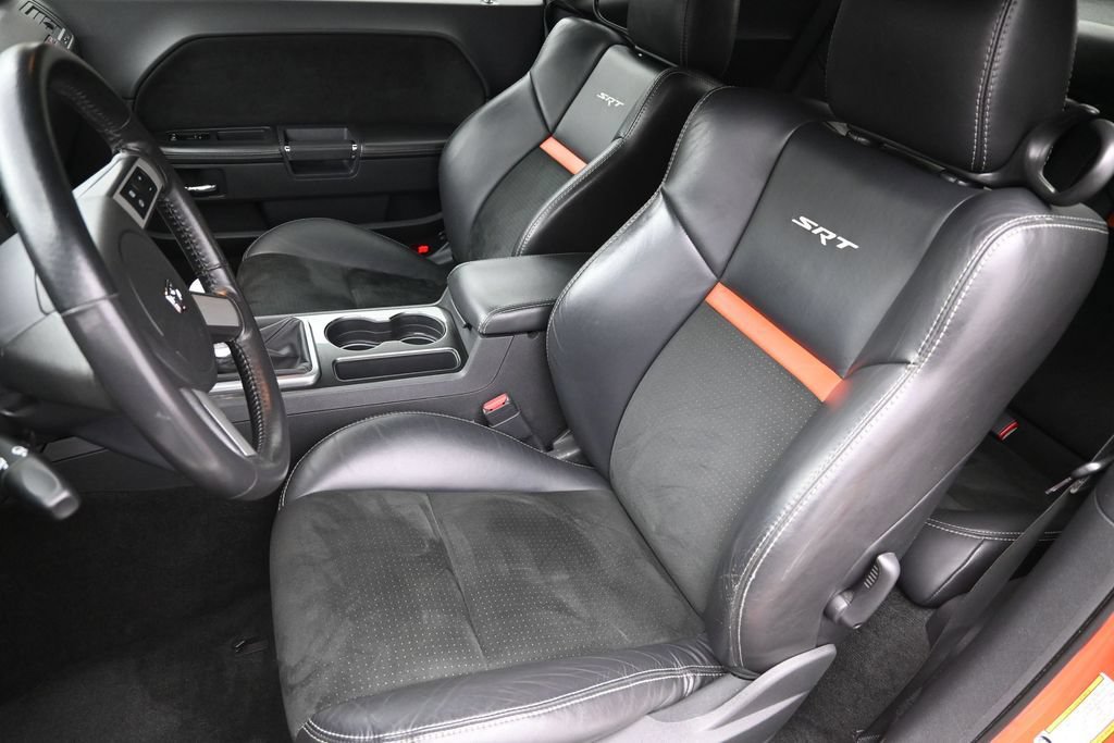 Used 2009 Dodge Challenger SRT8 RWD image 14