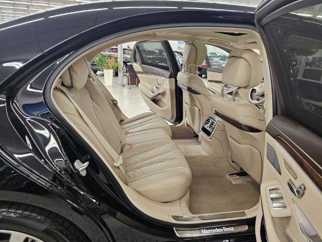 Used 2017 Mercedes-Benz S 550 4MATIC Sedan w/ Premium Package image 35