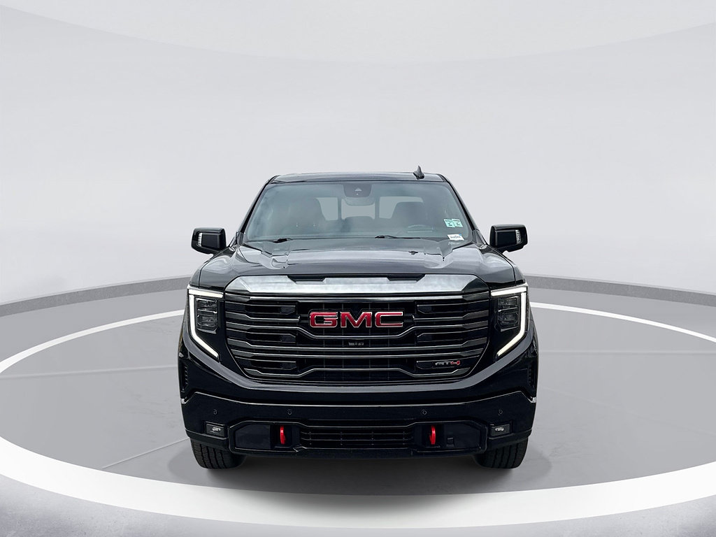 Used 2022 GMC Sierra 1500 AT4 w/ AT4 Premium Package AWD/4WD image 2