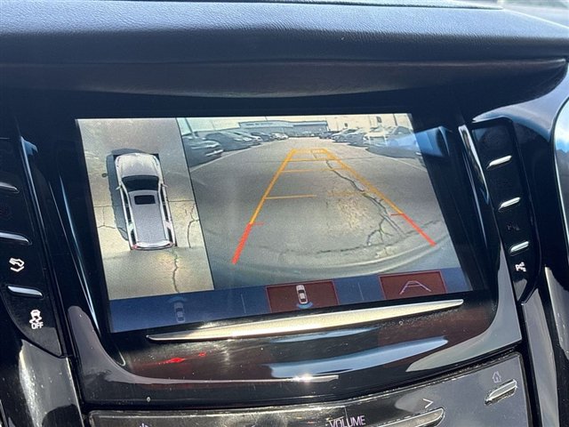 Used 2017 Cadillac Escalade Luxury image 14