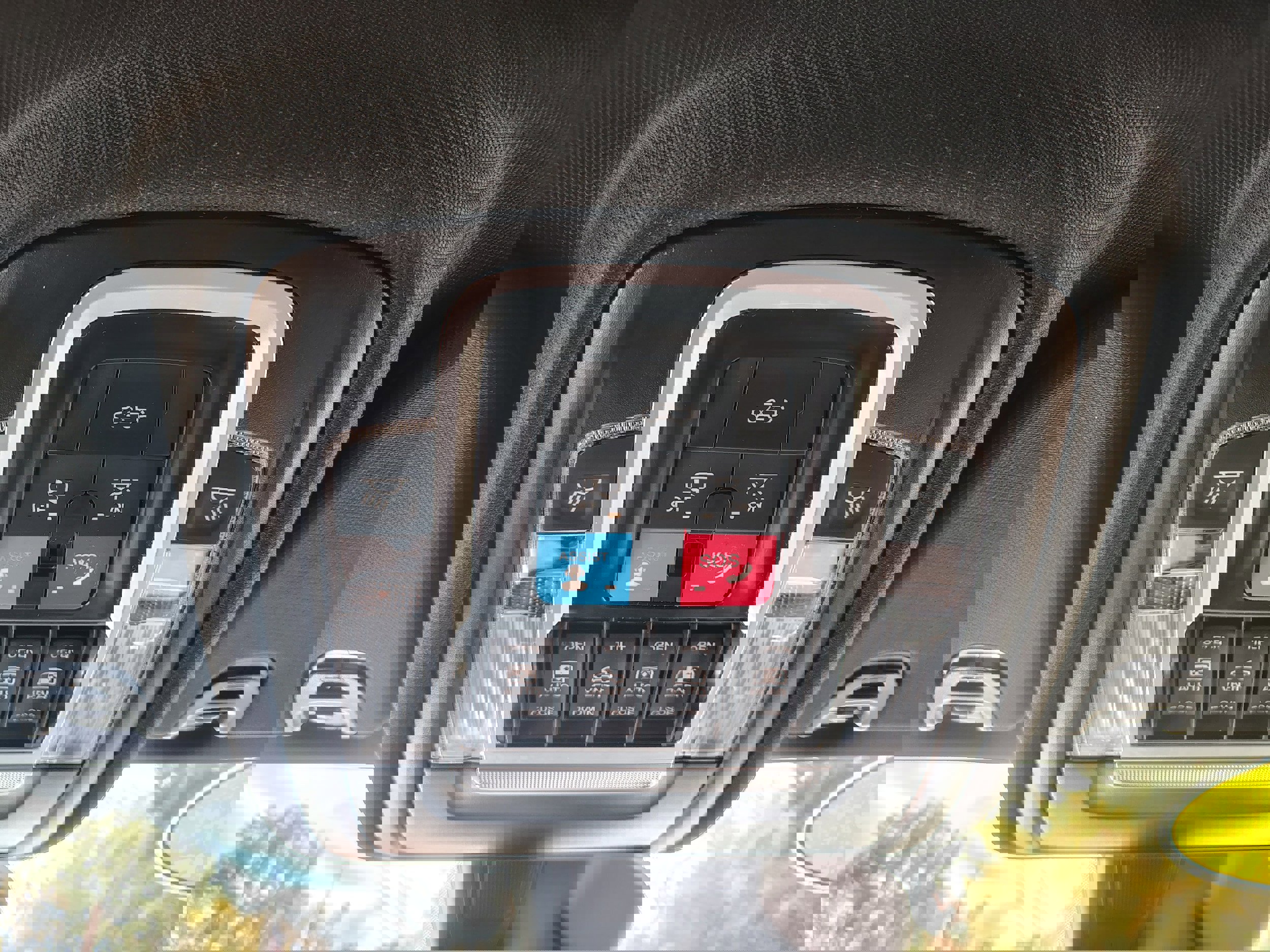 Certified 2025 RAM 1500 Limited image 42