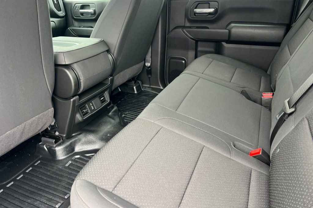 New 2026 GMC Sierra 3500 Pro w/ 1SA Pro Safety Plus Package AWD/4WD image 9