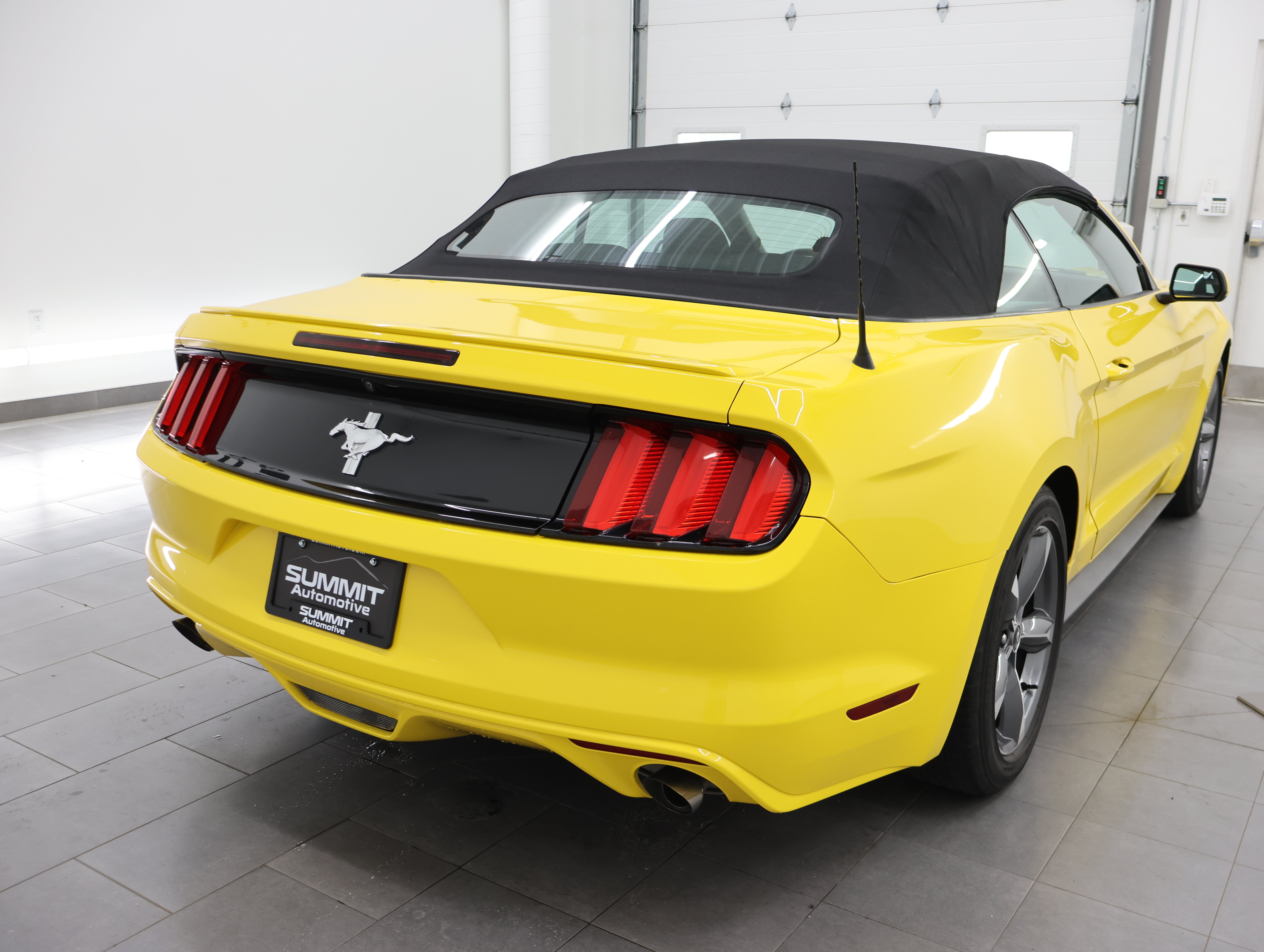Used 2016 Ford Mustang Convertible w/ Equipment Group 051A RWD image 5