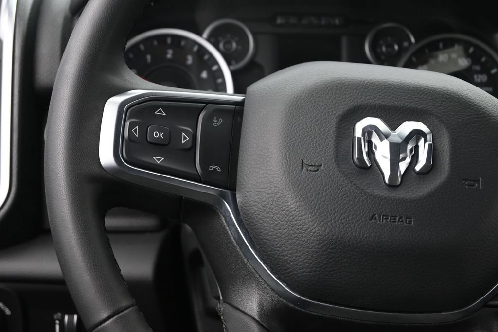 Used 2025 RAM 2500 Big Horn AWD/4WD image 26