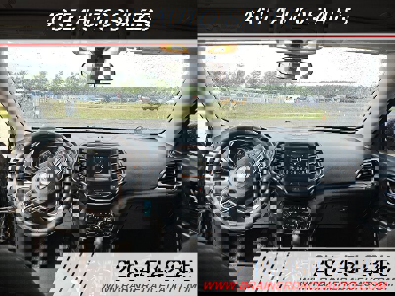 Used 2020 Jeep Cherokee Latitude image 10