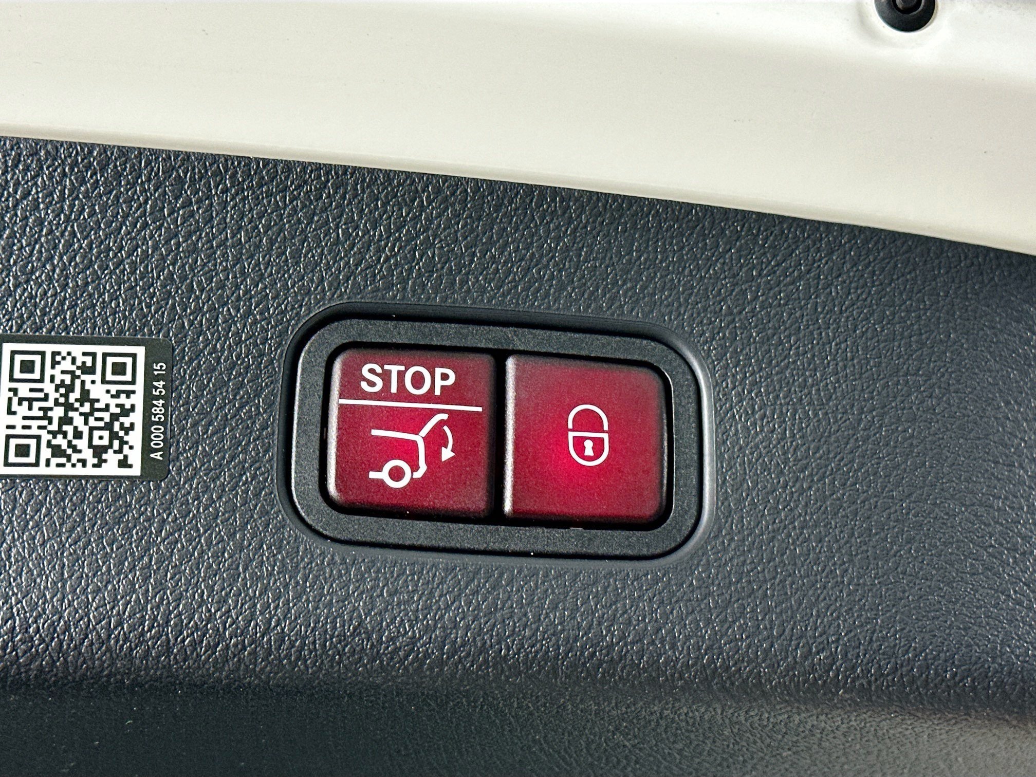 Certified 2026 Mercedes-Benz GLC 300 4MATIC image 35
