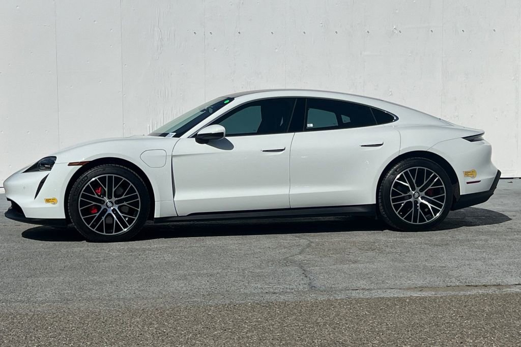 Used 2021 Porsche Taycan 4S image 6