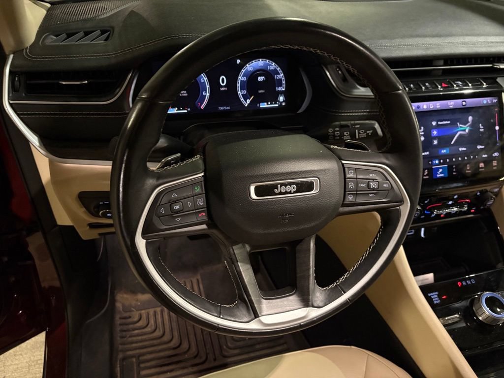 Used 2022 Jeep Grand Cherokee Limited AWD/4WD image 14
