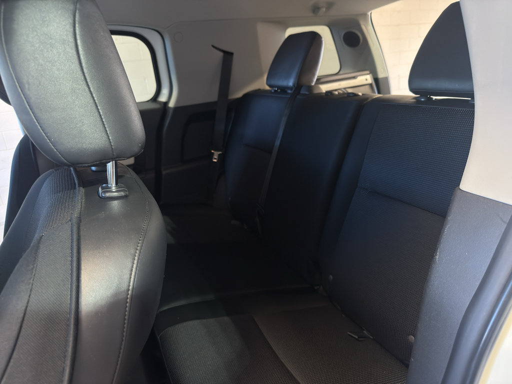 Used 2012 Toyota FJ Cruiser 4WD w/ Upgrade Pkg image 27