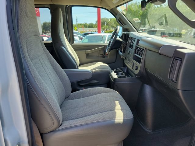 Used 2024 Chevrolet Express 3500 LT w/ LT Preferred Equipment Group RWD image 12