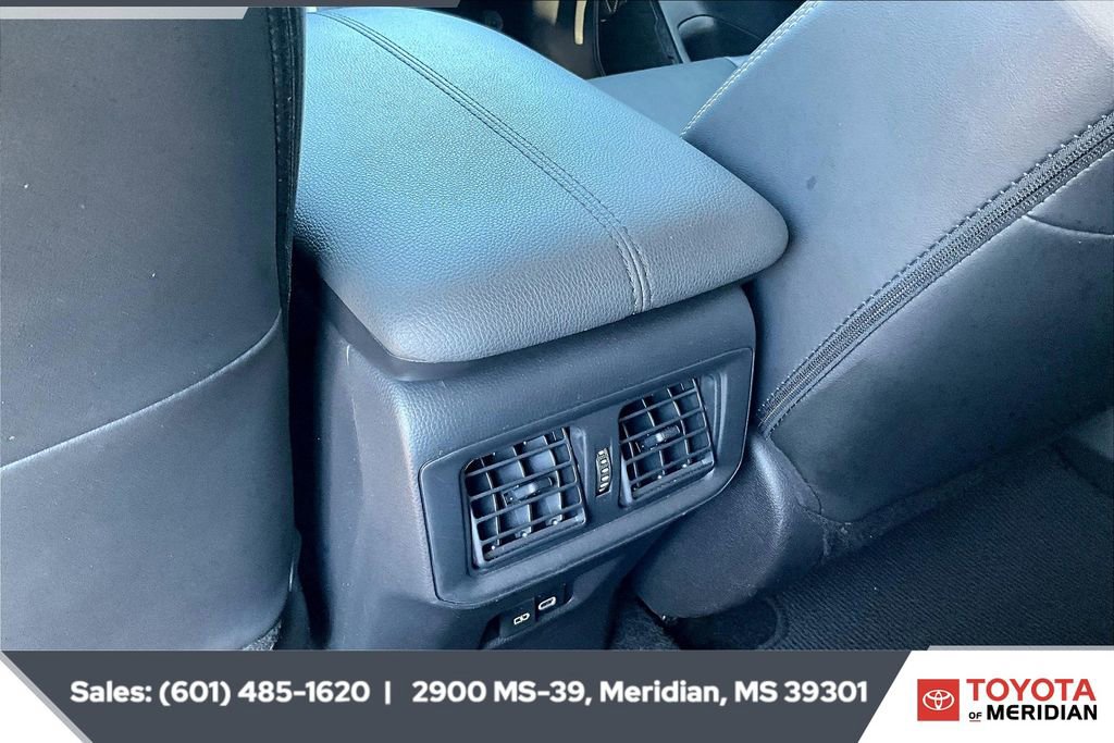 Used 2024 Toyota RAV4 XLE Premium image 24