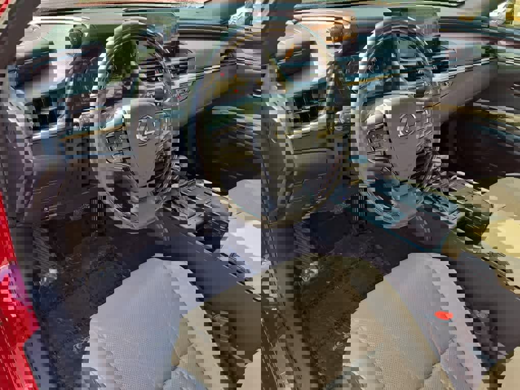 Used 2020 Lexus ES 350 w/ Luxury Package image 11