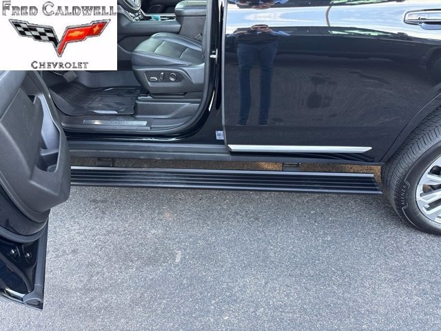 Certified 2021 GMC Yukon Denali w/ Denali Premium Package AWD/4WD image 7