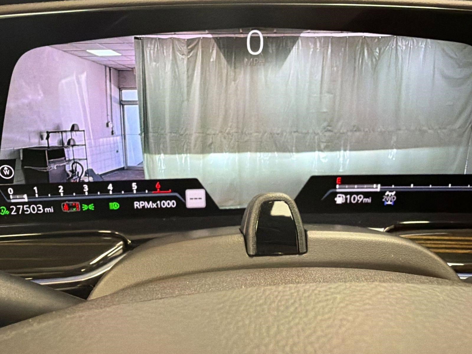 Used 2024 Cadillac Escalade ESV Sport w/ LPO, ONYX Package image 20